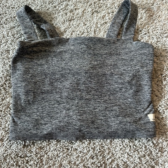 Vuori Square Neck Gray Tank Top - Picture 4 of 6
